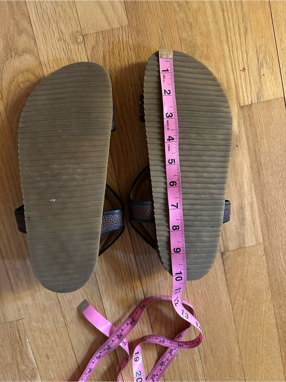 Beklina gubi sandal - Picture 5 of 5